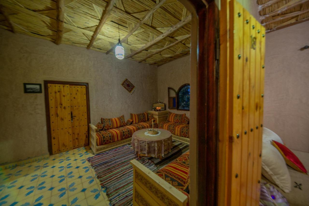Dar nadia bendriss Hotel Tajda Bagian luar foto