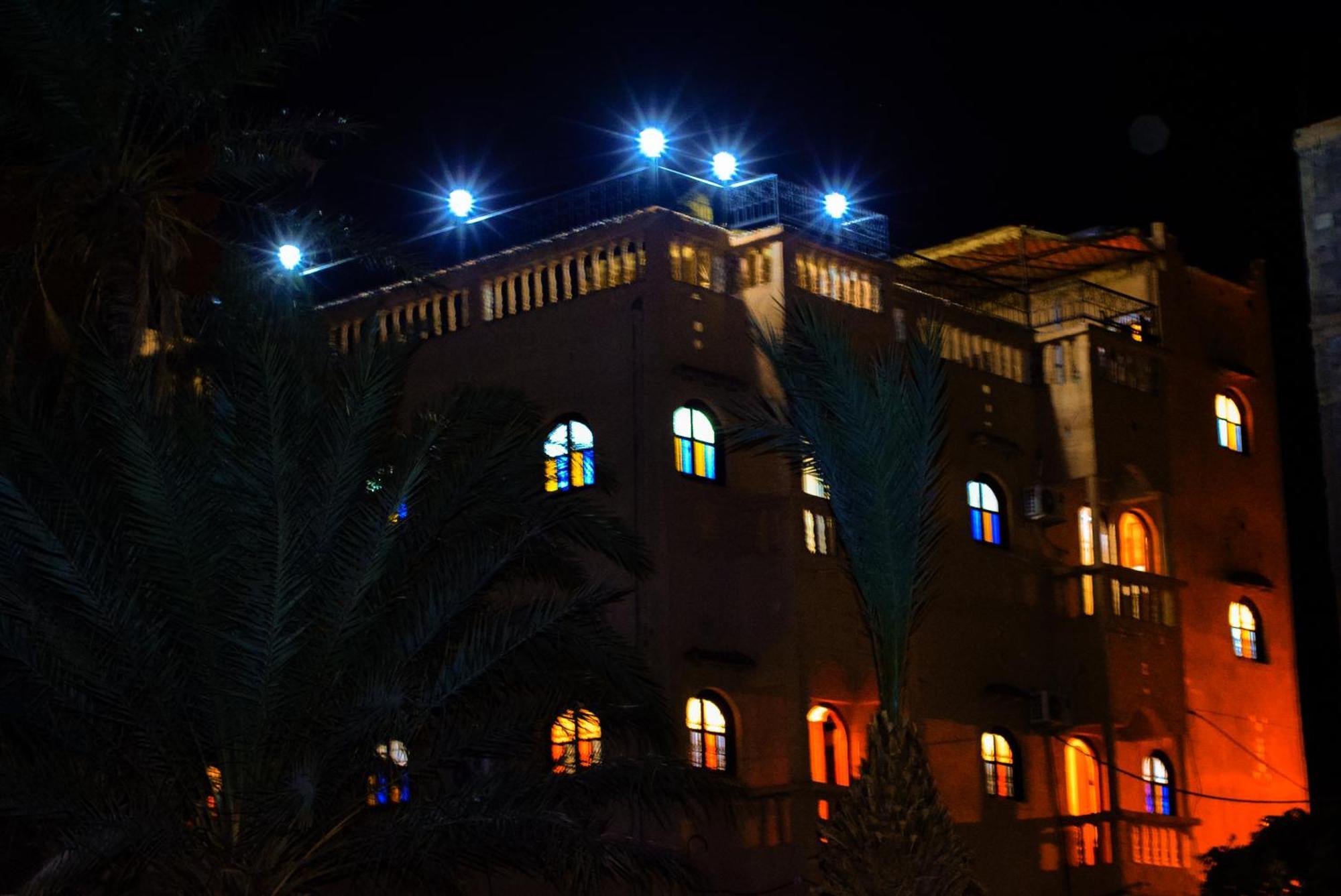 Dar nadia bendriss Hotel Tajda Bagian luar foto