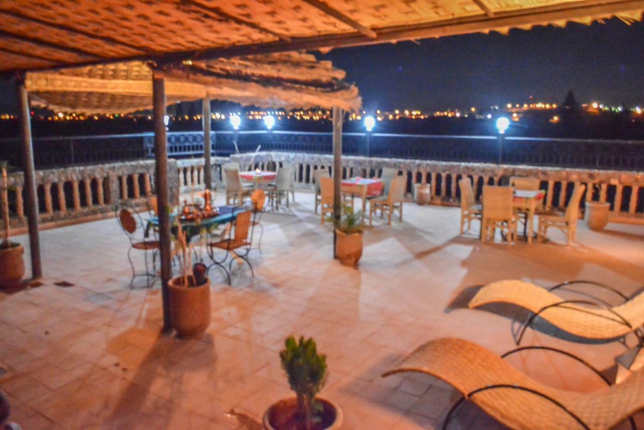Dar nadia bendriss Hotel Tajda Bagian luar foto